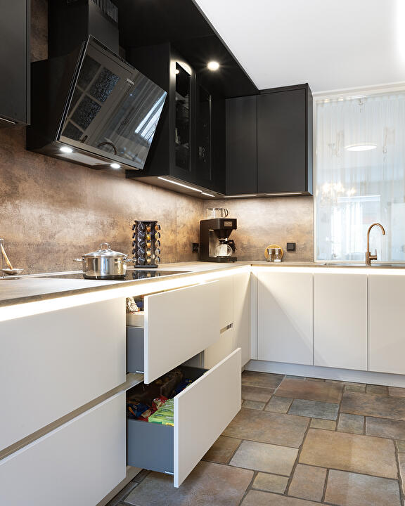 Moderne keukens in Leek met hoogwaardige afwerking