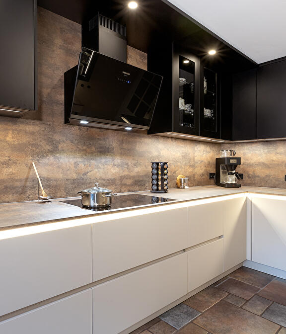 Strakke moderne keuken